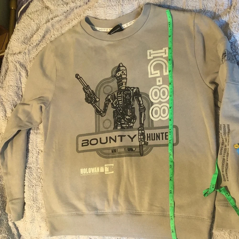 Star Wars Gray Bounty Hunter Crewneck Sweater